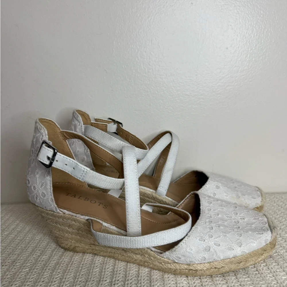 Talbots White Espadrille Wedge Sandals with Ankle Strap in size 9